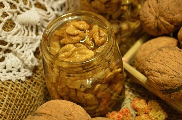 Nuts e mel por potencia